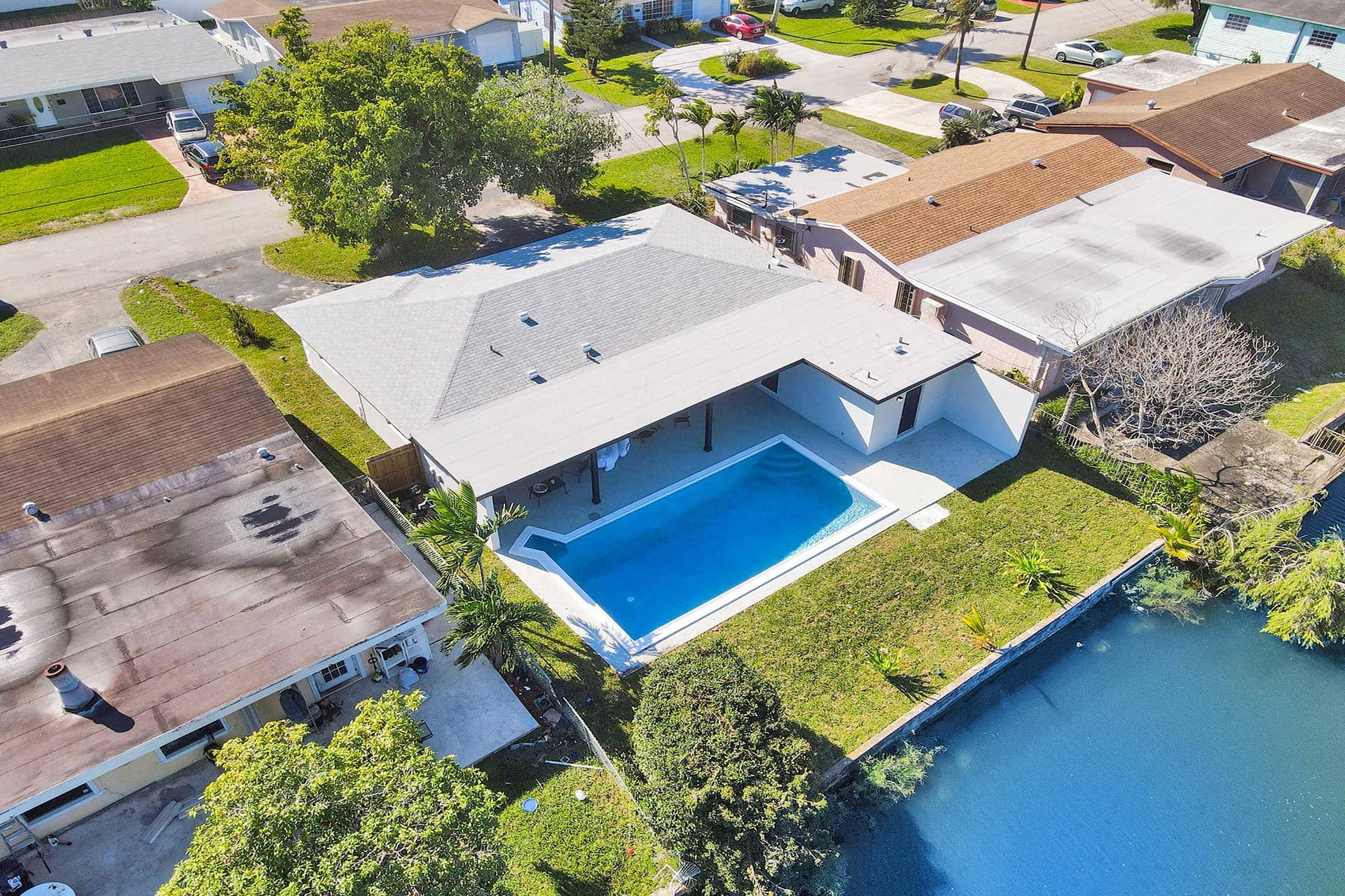 Pool House — foto 2